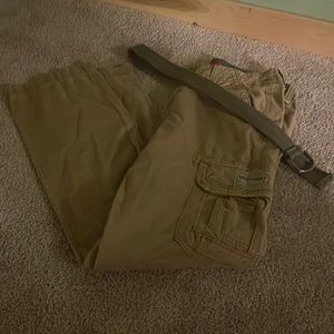 ⭐️🎉Men’s Unionbay  cargo pants size 34/34